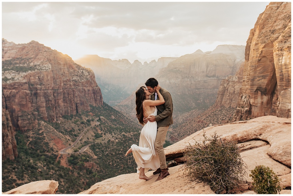 15 Places to Take Adventurous Engagement Photos in Utah - Nicole Aston ...